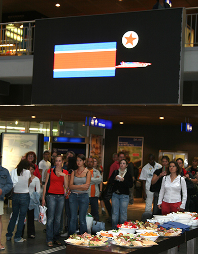 flags-opening-bern-sep2006-audience-2